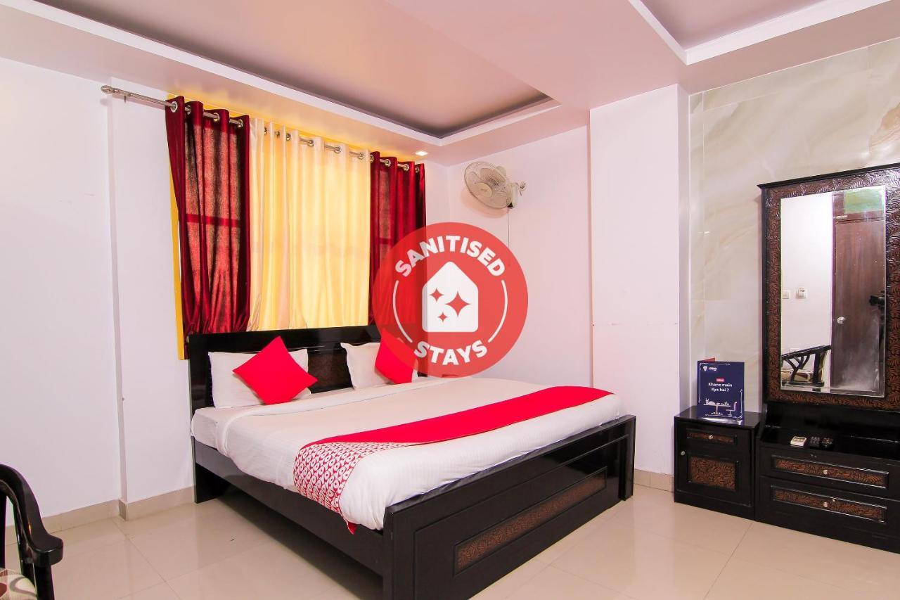 Collection O 4731 Hotel Surya Continental ลัคเนา ภายนอก รูปภาพ