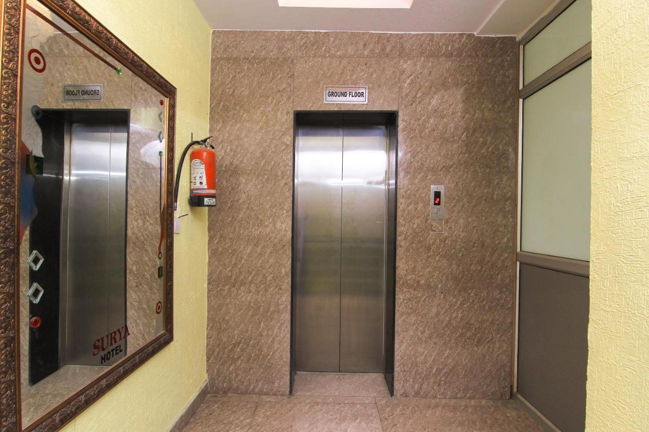 Collection O 4731 Hotel Surya Continental ลัคเนา ภายนอก รูปภาพ